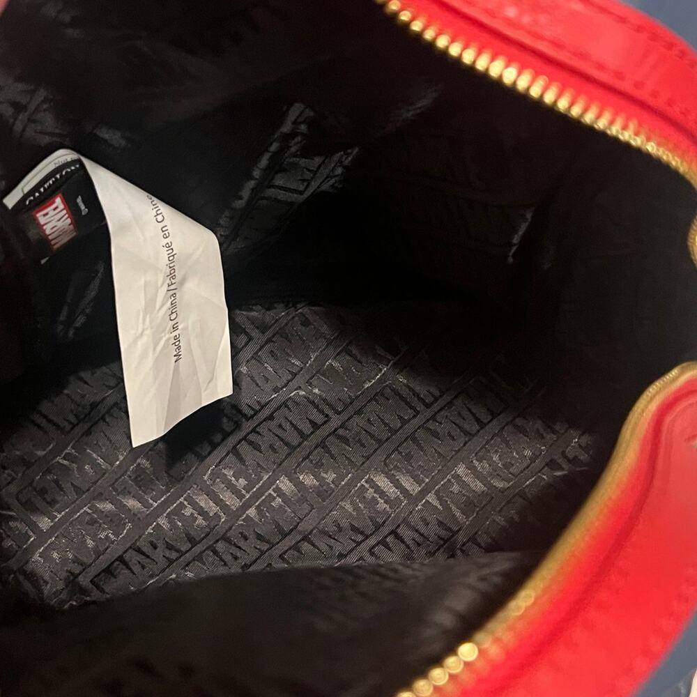 Captain Marvel Loungefly Mini Backpack - Picture 3 of 3
